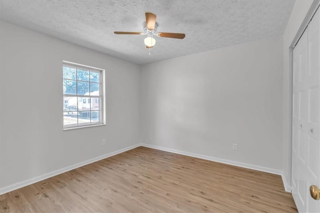 Building Photo - 2613 Stratford Ln