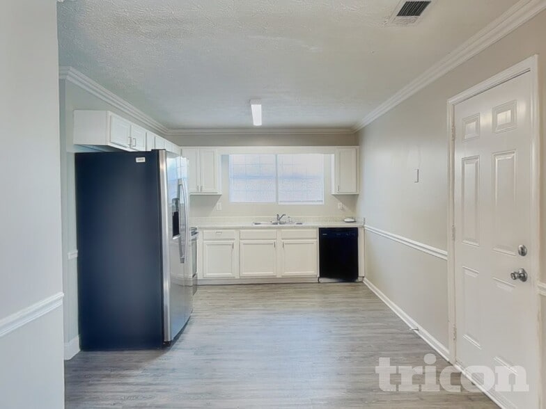 Building Photo - 34 Inverness Trce