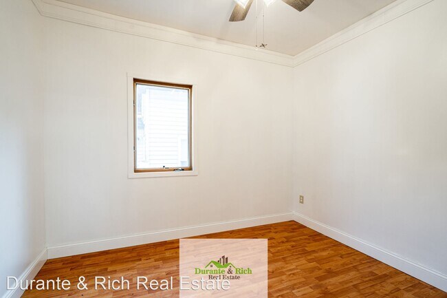 Building Photo - 2 br, 1 bath House - 1819 Marquette Street