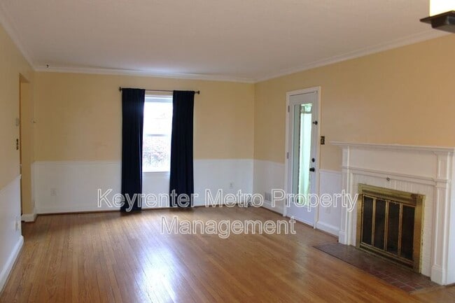 Building Photo - 9201 Fort Foote Rd