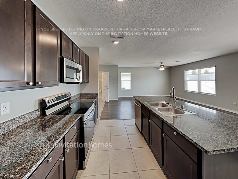 Building Photo - 4608 Willow Hammock Dr