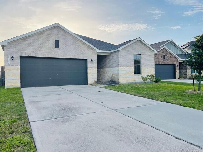 Building Photo - 14512 Jelly Pnes Dr