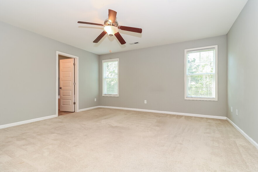 Building Photo - 1309 Braemar Highland Dr