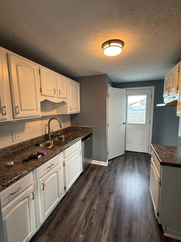 Building Photo - 2290 Turquoise Dr