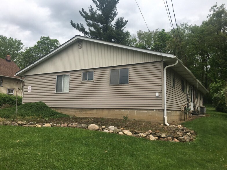 Building Photo - 3635 Ira Rd