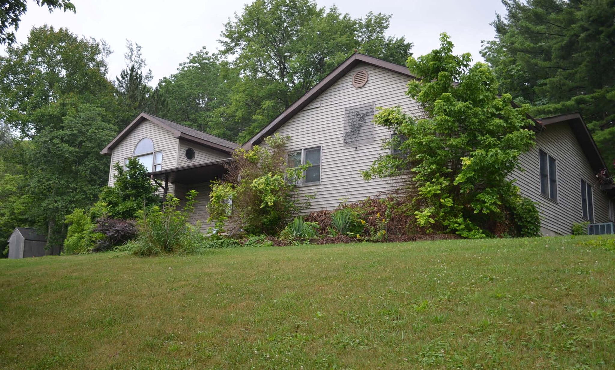 Building Photo - 5681 Fullview Heights Dr