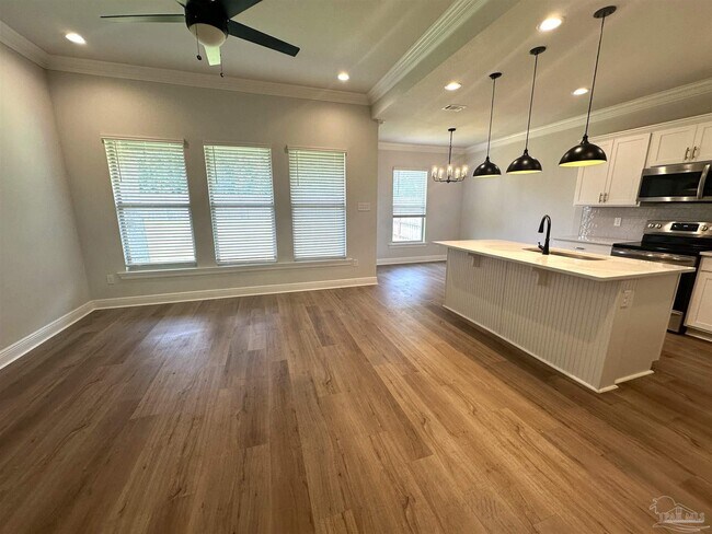 Building Photo - 4753 Sago Palm Cir