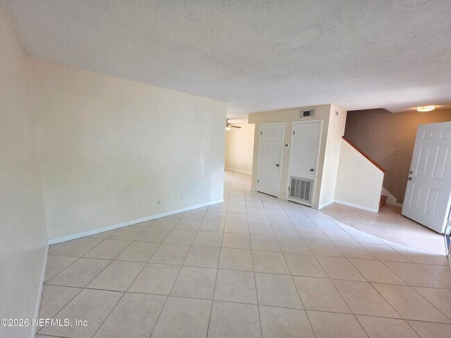 Building Photo - 227 Kettering Ct