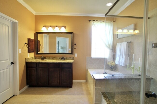 Building Photo - 10202 Gallowgate Ln