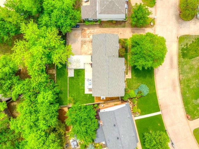 Building Photo - 4 Bedroom 2.5 Bath 2 Car Garage in Quail C...