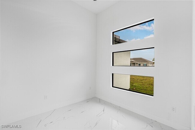 Building Photo - 3534 NW 21st St
