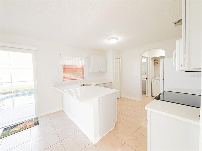 Building Photo - 1300 Carey Glen Cir