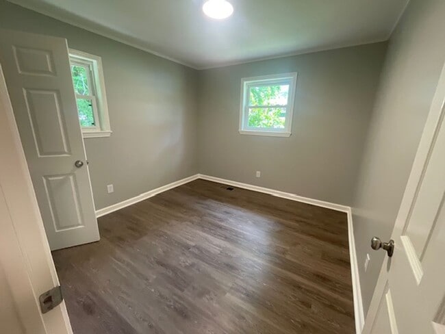 Building Photo - Renovated 3 Bedroom 1 Bath Home for Rent!!