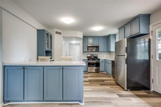 Building Photo - 3404 Sunnydale Ln