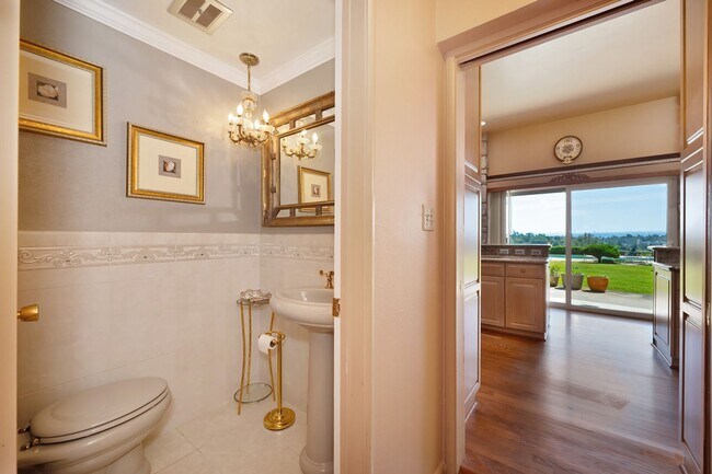 Building Photo - Luxury Living with Stunning 360-Degree Vie...