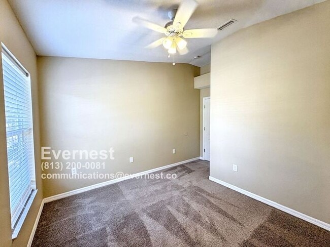 Building Photo - 12623 Kings Crossing Dr