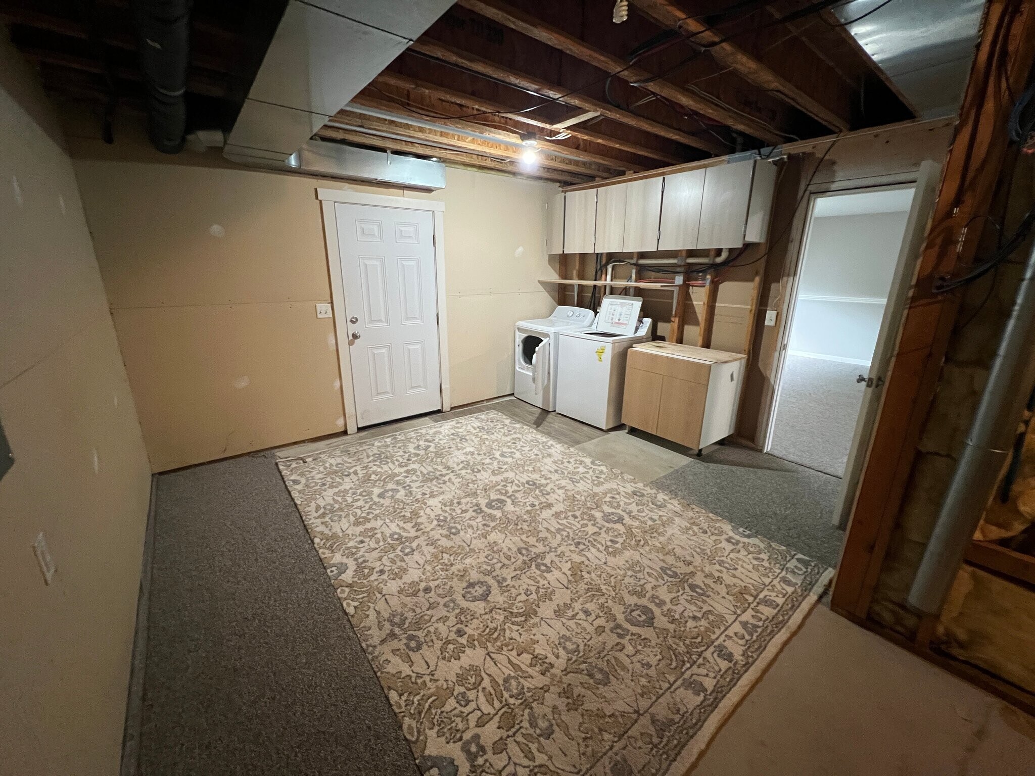 Building Photo - 4693-4695 N Shooks Ct