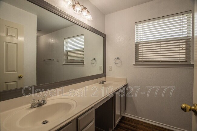 Building Photo - 7603 Bismarck Lake