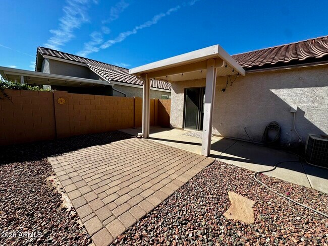 Building Photo - 15826 W Watson Ln