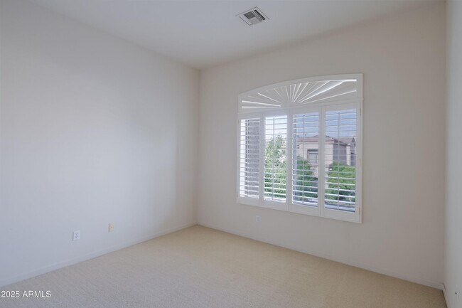Building Photo - 8100 E Camelback Rd