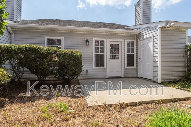 Building Photo - 710 Faircloth Ct