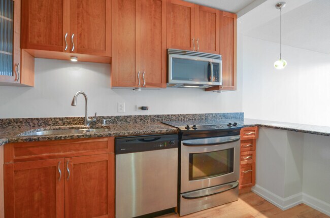 Building Photo - 405 N Wabash Ave