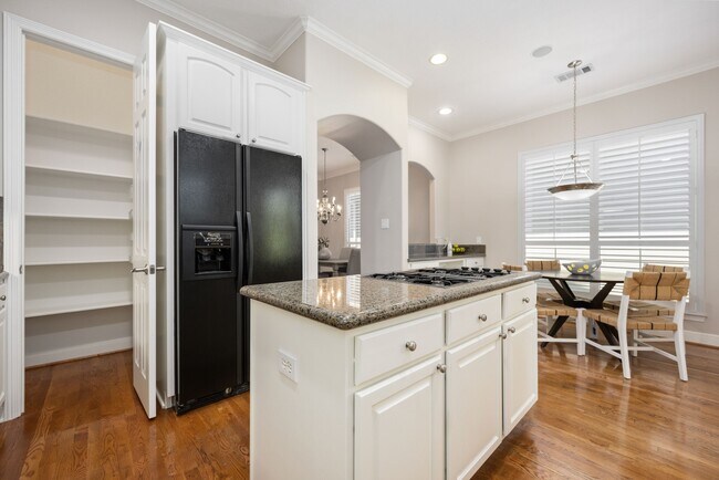 Building Photo - 224 Birdsall St