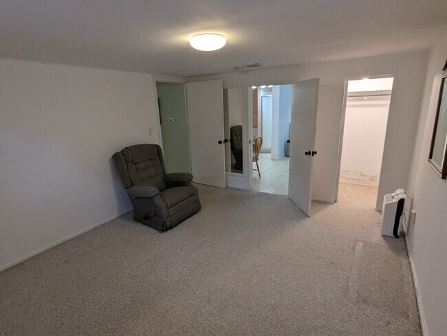 Building Photo - 29 Ridgecrest Rd