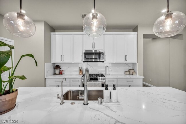 Building Photo - 11898 Vector Ray Ave