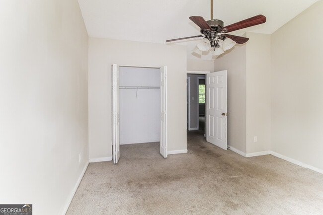 Building Photo - 4799 Wyndam Dr