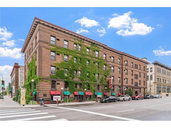 Building Photo - 11 S 12th St