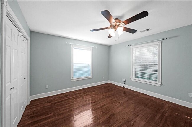 Building Photo - 7310 Moss Rose St