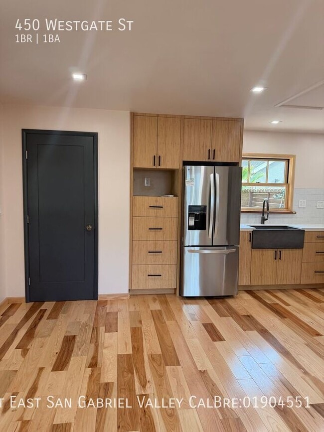 Building Photo - 450 Westgate St