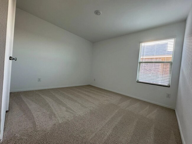 Building Photo - 2824 Eppright Dr