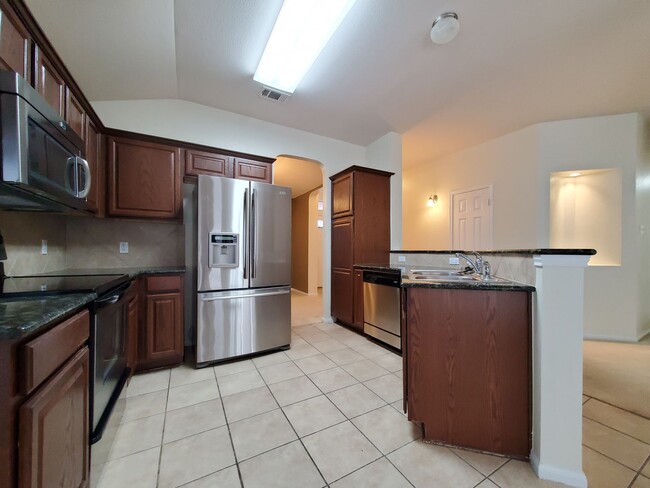 Building Photo - 4-Bedroom House for Rent in Killeen