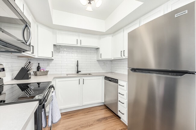 Building Photo - 8260 E Arabian Trail