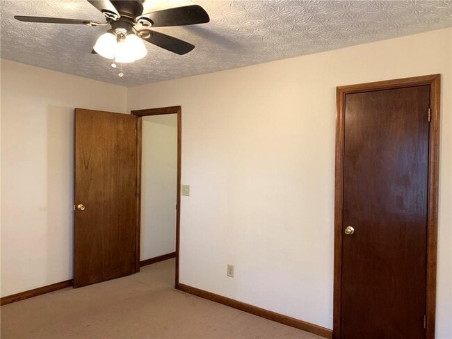 Building Photo - 1107 Booth Ct SW