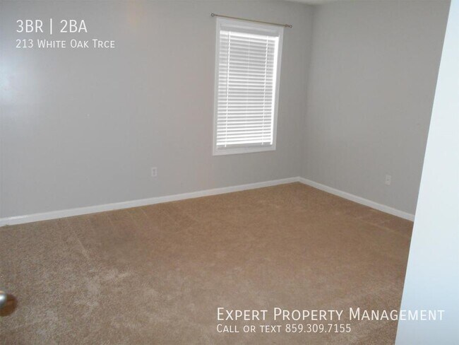 Building Photo - 213 White Oak Ter