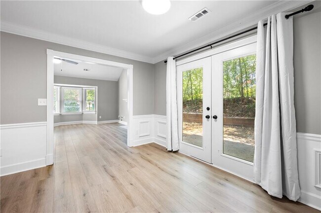 Building Photo - 1393 Poplar Pointe