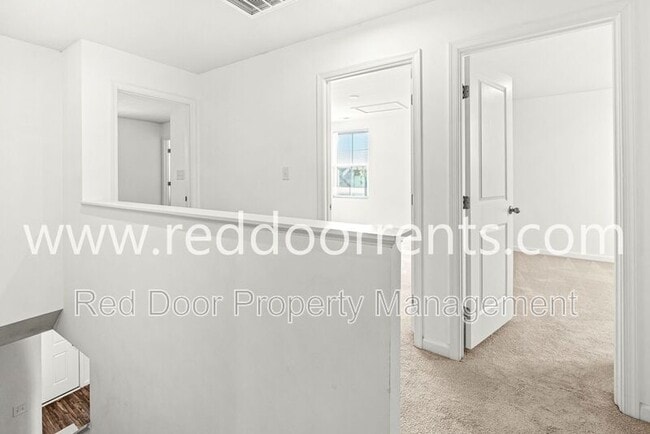 Building Photo - 8511 Fownes Ln