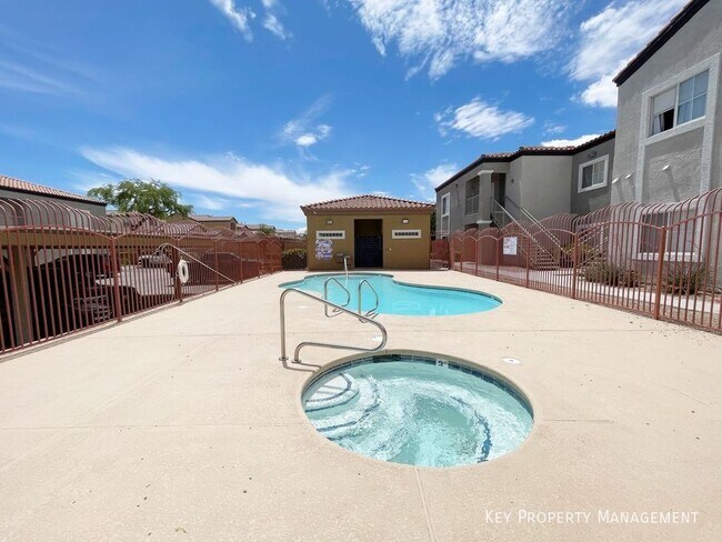 Building Photo - 6160 Rumrill St