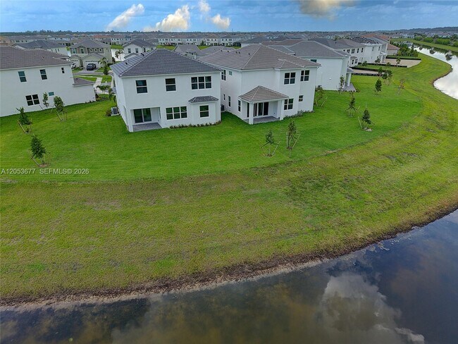 Building Photo - 13895 Spruce Pne Dr