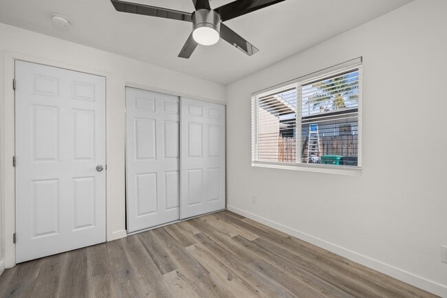 Building Photo - 6208 Pembroke Dr