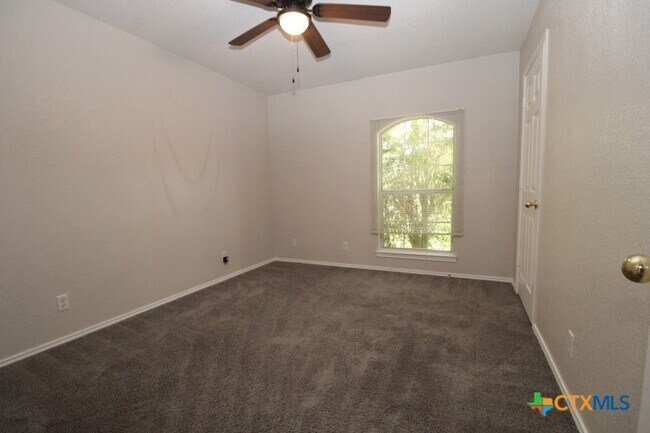 Building Photo - 4306 Lori Dr