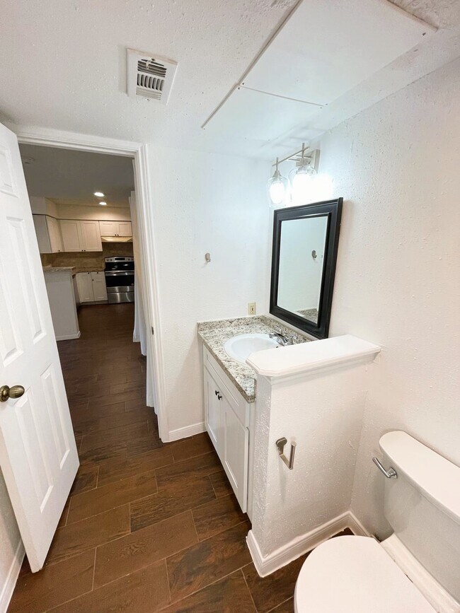 Building Photo - 2300 Old Spanish Trl