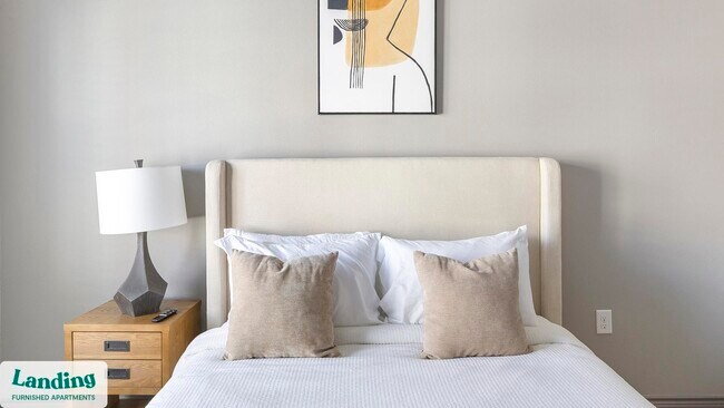 Building Photo - 650 S Main St