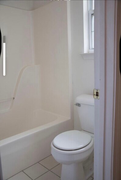 Building Photo - 4550 Barrington Ln