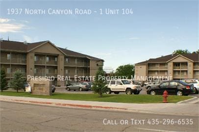 Building Photo - 1937 N Canyon Rd