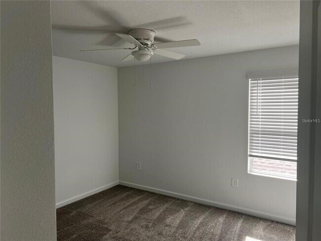 Building Photo - 1708 White Water Ct