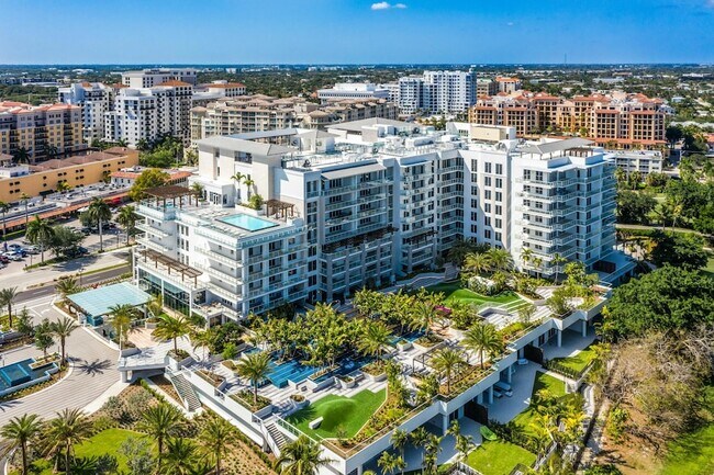 Building Photo - 220 SE Mizner Blvd